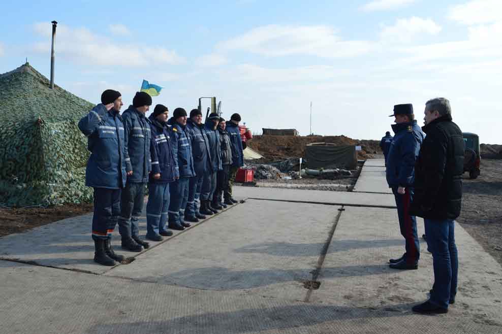  Сводный отряд днепропетровских спасателей продолжает работу в Краматорске, а вчера состоялась очередная ротация 32 человек.