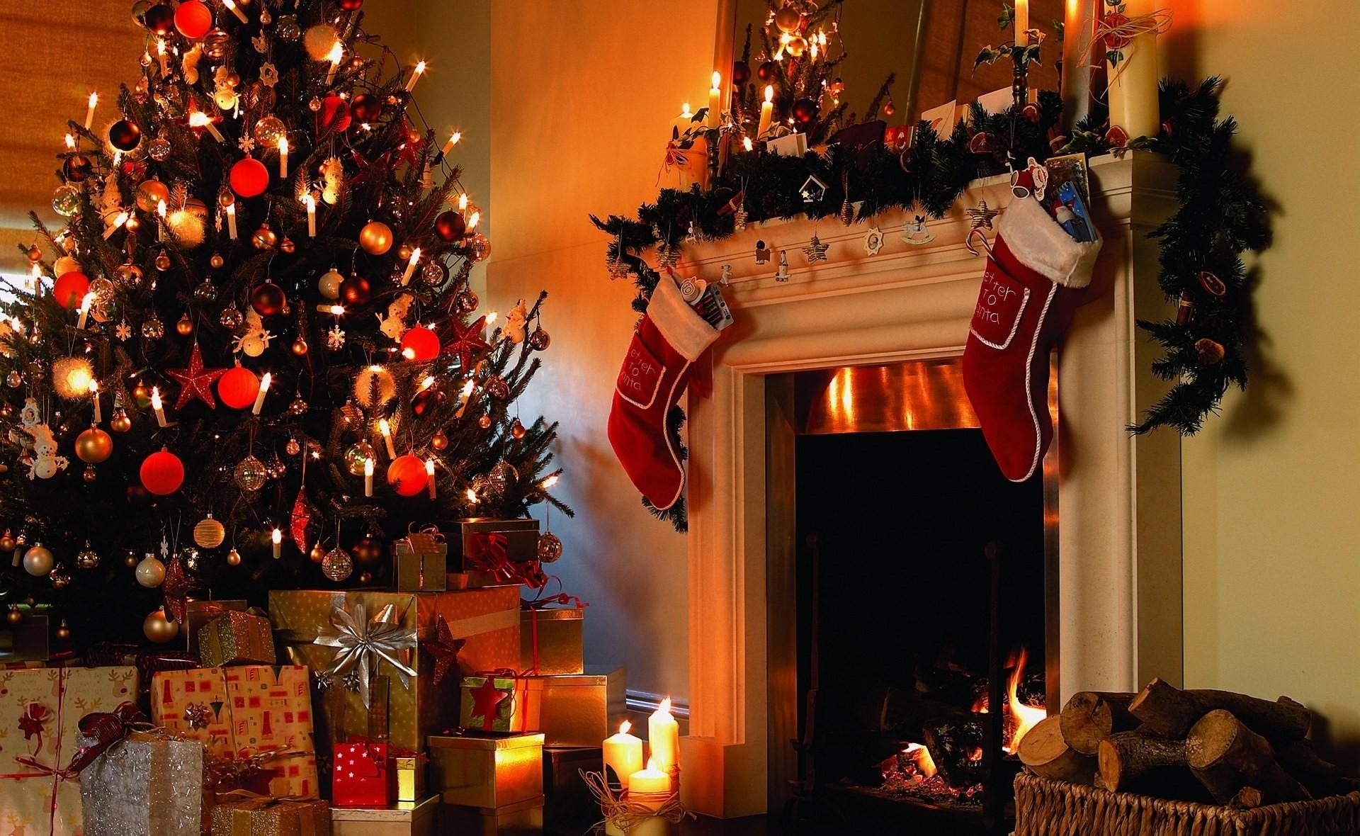 http://dnepr.info/wp-content/uploads/2016/12/christmas_tree_gifts_candles_fireplace_firewood_stockings_christmas_holiday_41413_1920x1180.jpg
