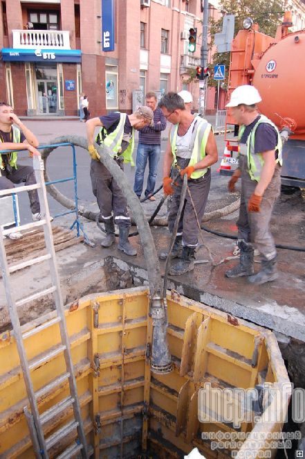 работы по замены канализационных сетей в Днепропетровске