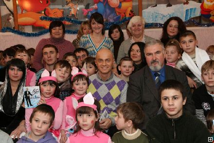 Новости Днепра про «КИЕВСТАР» подарил праздник детям-сиротам (ФОТО)