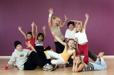 Новости Днепра про Новый курс хореографии для детей в детском клубе «Дашенька»!