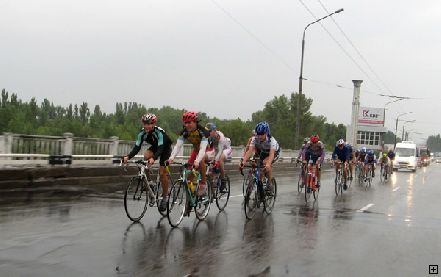 Новости Днепра про Всеукраинская велоэстафета пересекла Днепропетровск