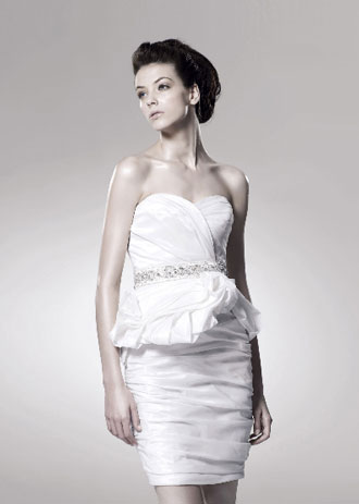 Новости Днепра про В свадебном салоне «MoonLight» распродажа свадебных платьев от ведущих торговых марок!