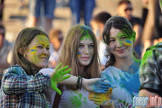 Новости Днепра про В Днепропетровске прошел фестиваль красок Holiwood (ФОТО)