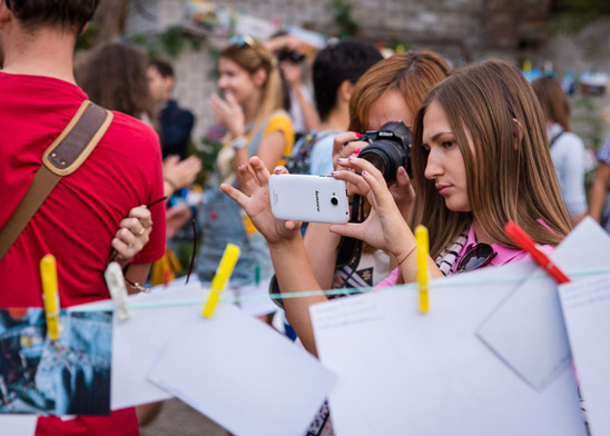 Новости Днепра про В воскресенье вечером в Днепропетровске состоялась восьмая фотовыставка «Сушка» (ФОТО)