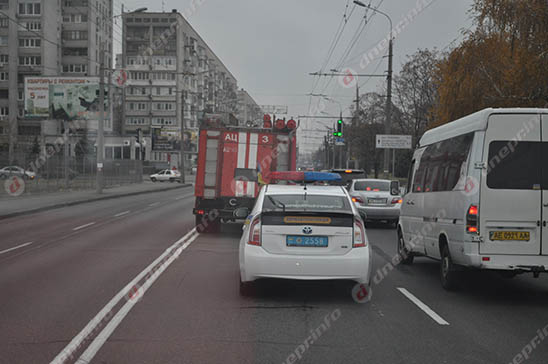 Новости Днепра про В Днепропетровске проверили реакцию водителей на спецсигнал (ФОТО, ВИДЕО)