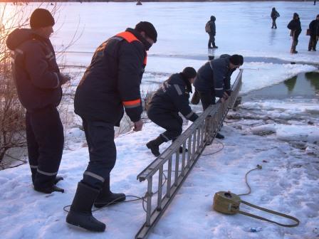 Новости Днепра про На Днепропетровщине спасли 28 рыбаков (ФОТО)