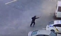 В сети появилось видео расстрела патрульных в Днепре