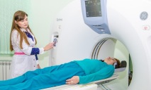 Более 30 единиц современного медоборудования уже приобрели для больниц области, — Валентин Резниченко