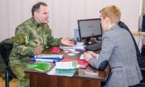 Более 3 тысяч бойцов АТО получили землю в Днепропетровской области, — Валентин Резниченко