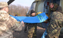 Вчера вертолетом в днепровский госпиталь доставили раненных из АТО