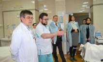 Посол Эстонии пообещал помогать выздоравливающим в больнице Мечникова бойцам АТО