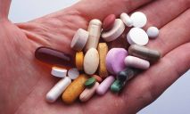 Три категории хронических больных в Украине смогут получать лекарства бесплатно
