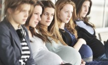 12-летнее среднее образование не приведет ни к каким «беременным школьницам»