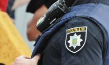 Разорванного миной полицейского пытаются спасти в Мечникова