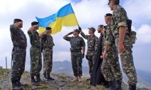 Почему украинские военные не будут желать здравия командирам