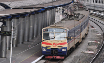 В поездах «Укрзализныци» появятся новые сотрудники