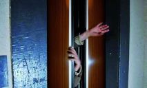 Скандал с обрывом лифта в Днепре: «пострадавшая врет»