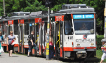 В Днепре отменят трамвайную остановку