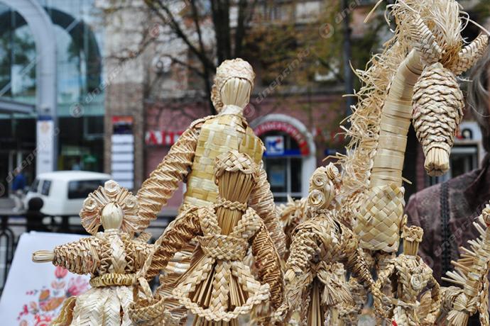 Новости Днепра про Карнавал, силачи и фестивали: празднование Дня города в разгаре