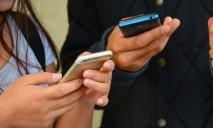 Мобильные телефоны опасны для жизни: как защитить себя