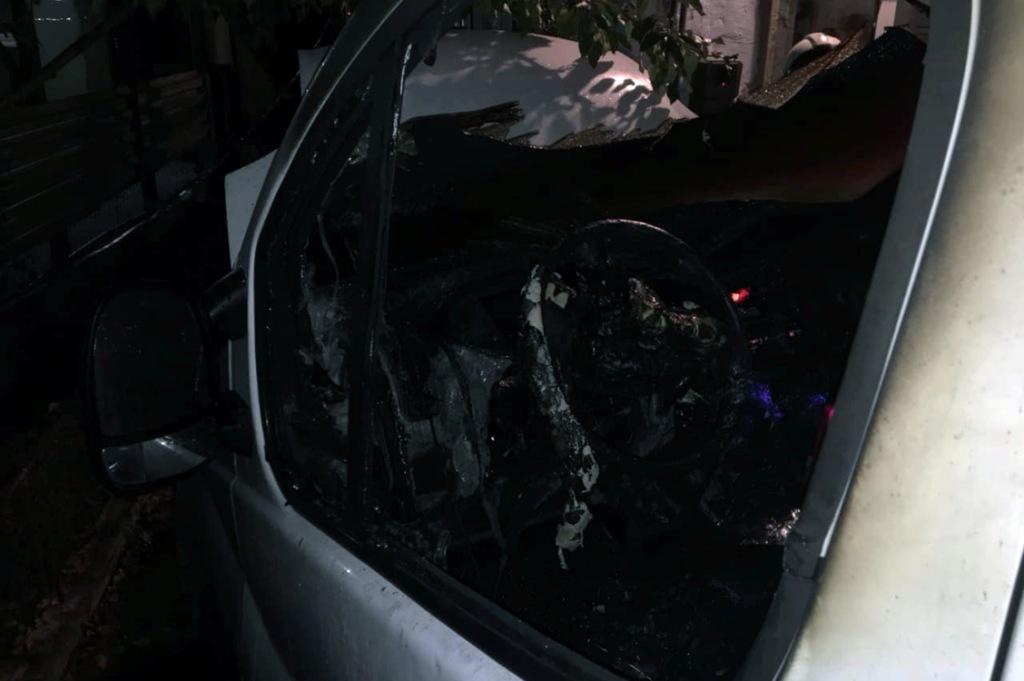 Новости Днепра про Поджог или самовозгорание: в Днепре массово горят автомобили