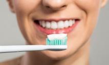 Стоматологи «Сан-Марко»: популярные мифы об уходе за зубами
