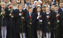 Школьная форма в Украине больше не обязательна