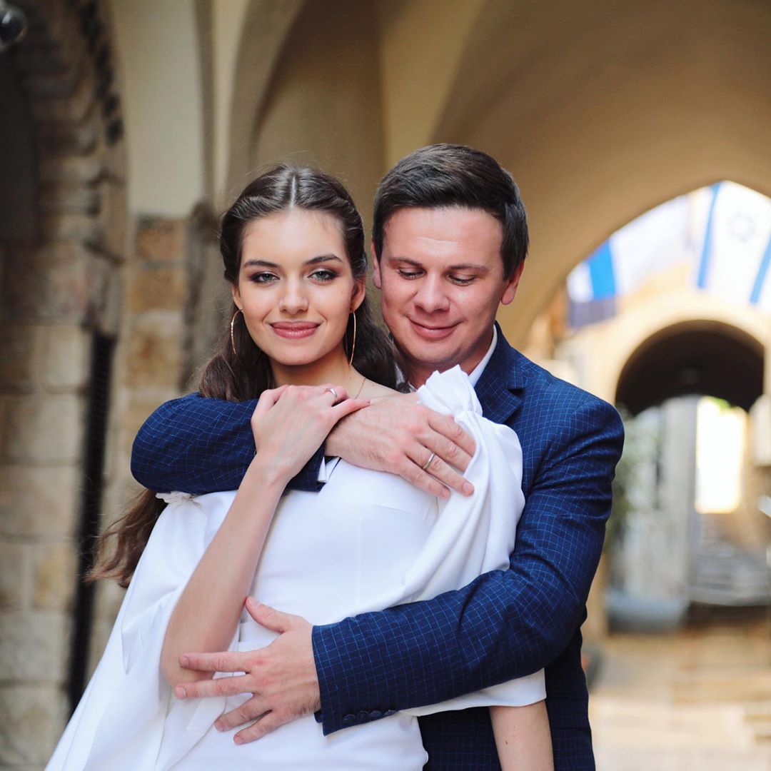Новости Днепра про Дмитрий Комаров тайно женился на девушке из Днепра