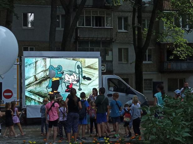 Новости Днепра про В Днепре появился еще один сквер – «Социальная реконструкция» в действии