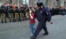На митингах за свободные выборы в РФ силовики задерживали детей и людей с инвалидностью