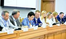 Парламент Зеленского распустил Центральную избирательную комиссию