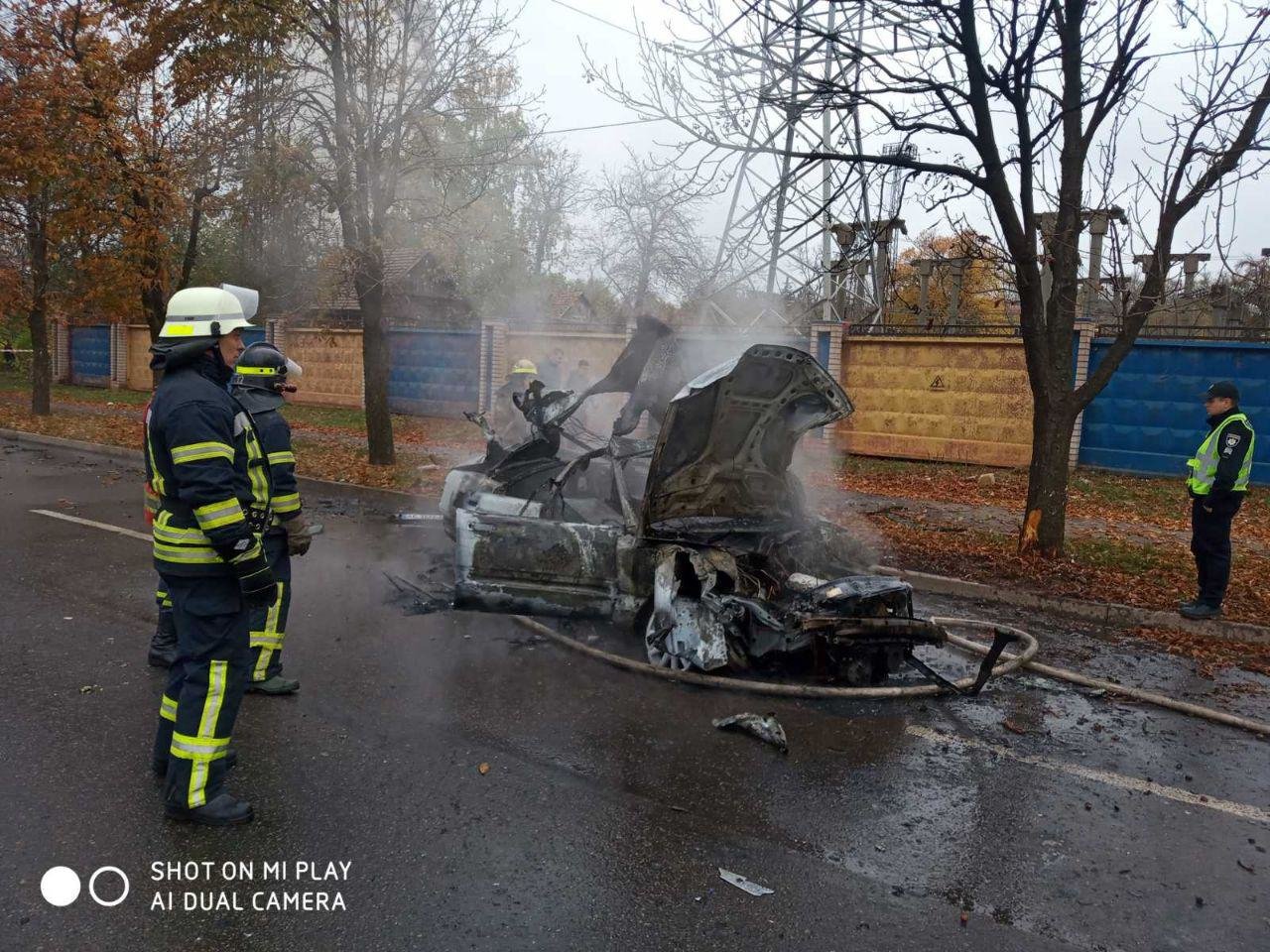 ДТП, пожар и взрыв: женщина застряла в горящей машине. Новости Днепра