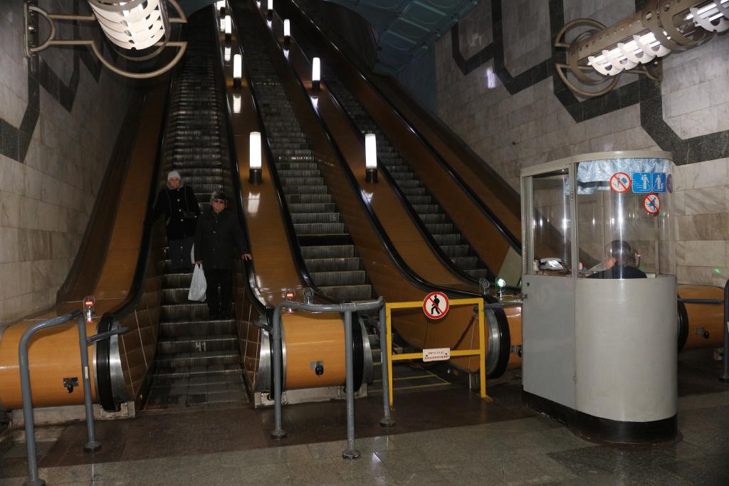 Модернизация эскалаторов в метро позволит снизить потребление электроэнергии в 2,5 раза. Новости Днепра