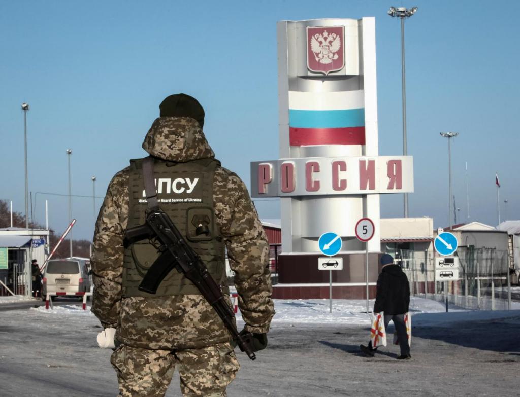 Украинцы не смогут выезжать в Россию без загранпаспорта: подробности. Новости Украины