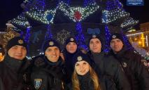 Патрульные Днепра поздравили горожан с зимними праздниками