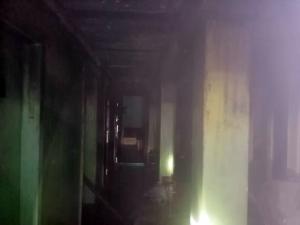Новости Днепра про Под Днепром горело общежитие: спасли 10 человек, из них - три ребенка
