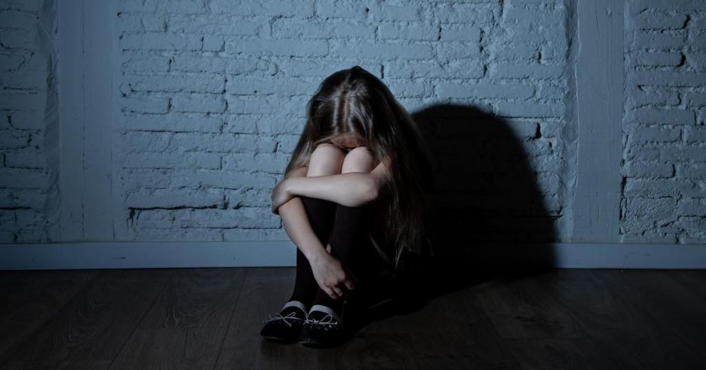 В Днепре педагог насиловал 12-летнюю девочку и снимал все на видео. Новости Днепра