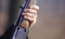 Мужчина застрелил соседа из охотничьего ружья