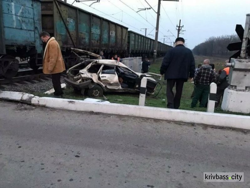 На Днепропетровщине произошло серьезное ДТП с поездом. Новости Днепра