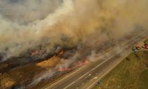 Спасатели Днепропетровщины продолжают тушить пожары в Зоне отчуждения