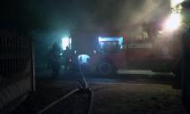 Масштабный пожар в жилом доме тушили 8 спасателей: есть пострадавший