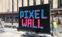 В Днепре на Короленко установили необычный арт-объект Pixelwall