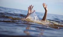 В Днепре во время купания в карьере утонул мальчик: что известно