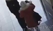 «Ни стыда, ни совести»: в ТРЦ «Караван» украли пальто, оставленное без присмотра на пару минут