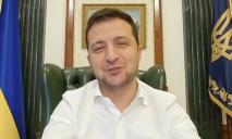 Зеленский пообещал раздать по 8 тысяч гривен пострадавшим от карантина: подробности