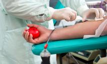 «Подари капельку крови»: доноры Днепра помогли детям