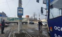 Лишился ног за несколько часов: под Днепром фура переехала пенсионера