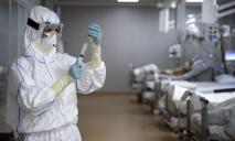 Резкий рост заболеваемости и смертности в Днепре: пугающие коронавирусные цифры