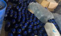 Элитный алкоголь в подвале: под Днепром накрыли незаконное производство